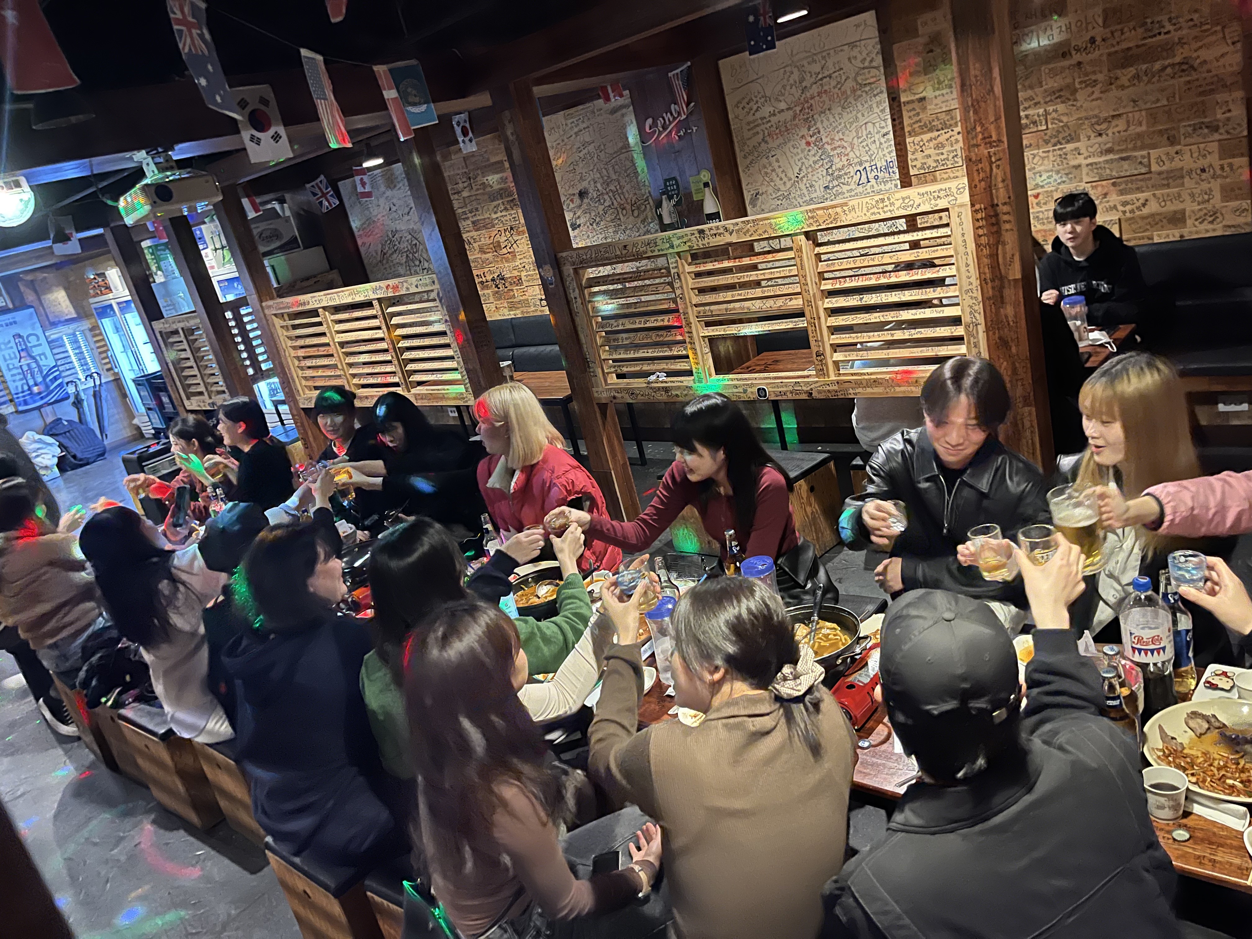 2022년도 패션디자인학과 과축제 대표이미지